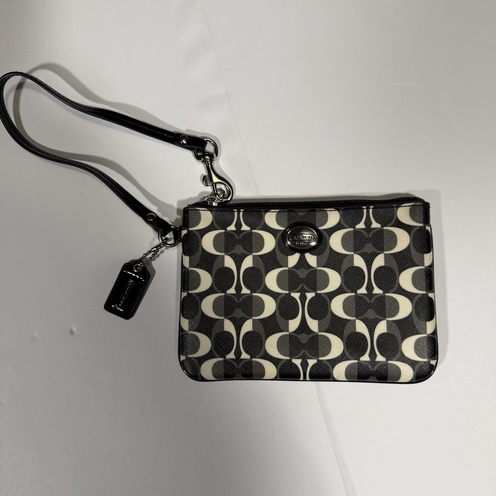 Coach Signature C Black White Wristlet Clutch Purse‎ PVC Small Bag
